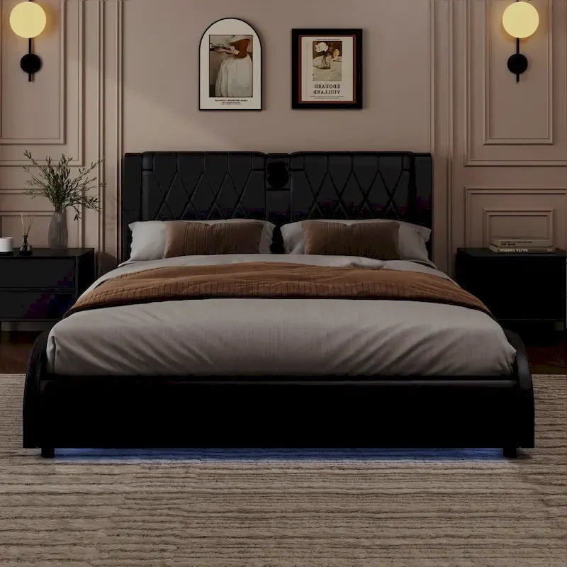 Cadre de lit King Size rembourré avec éclairage LED RVB et haut-parleurs Bluetooth Noir Blanc