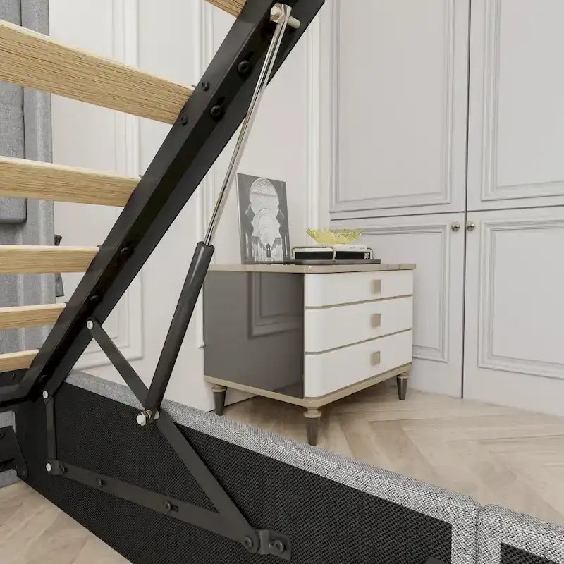 Lit plateforme rembourré gris clair avec tête de lit capitonnée à oreilles et ports USB