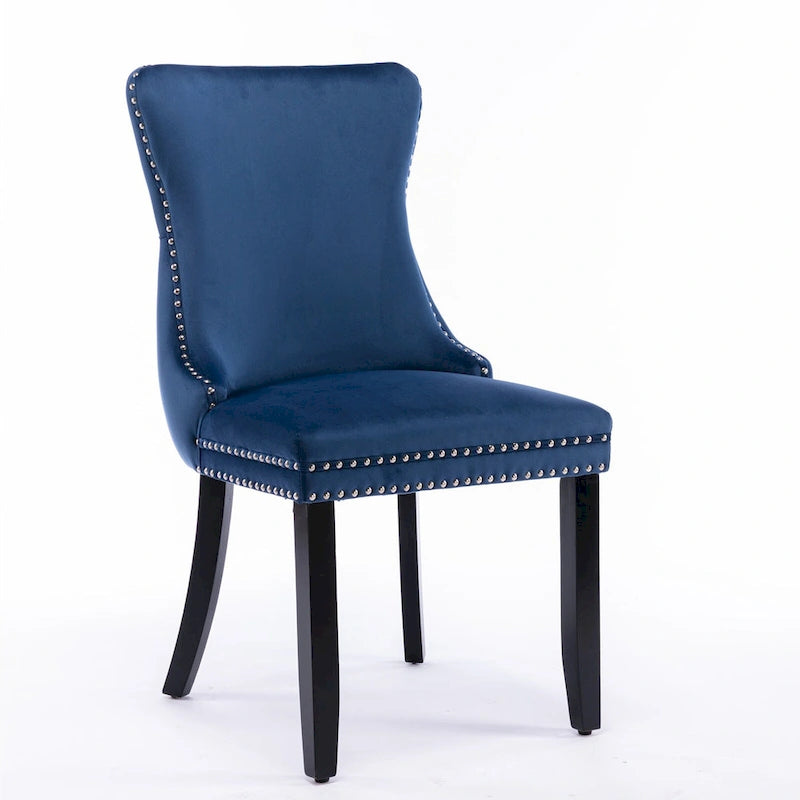 Chaise de salle à manger capitonnée en velours avec dossier à oreilles et clous décoratifs
