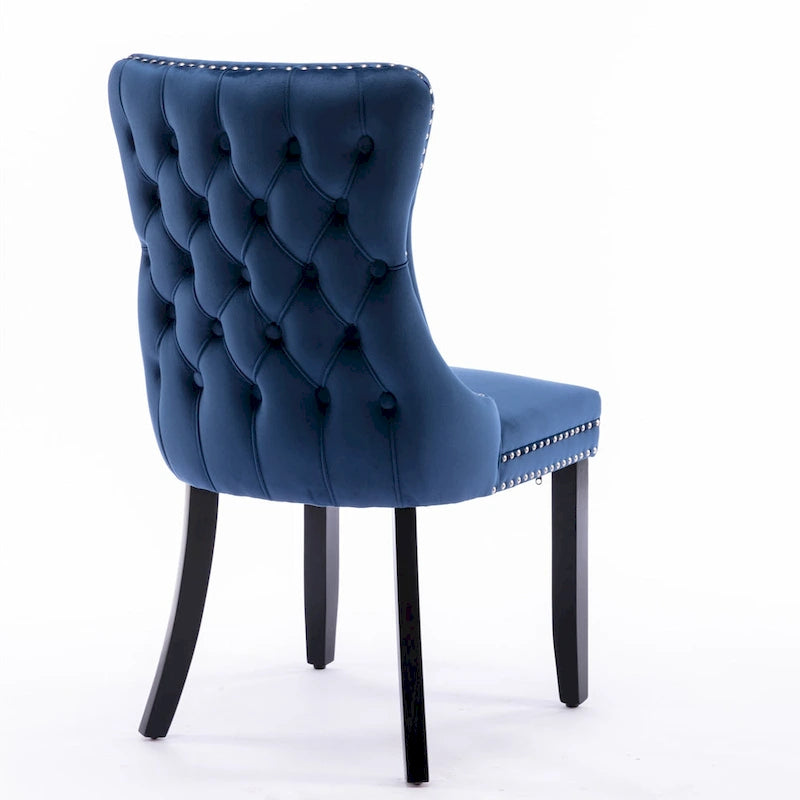 Chaise de salle à manger capitonnée en velours avec dossier à oreilles et clous décoratifs