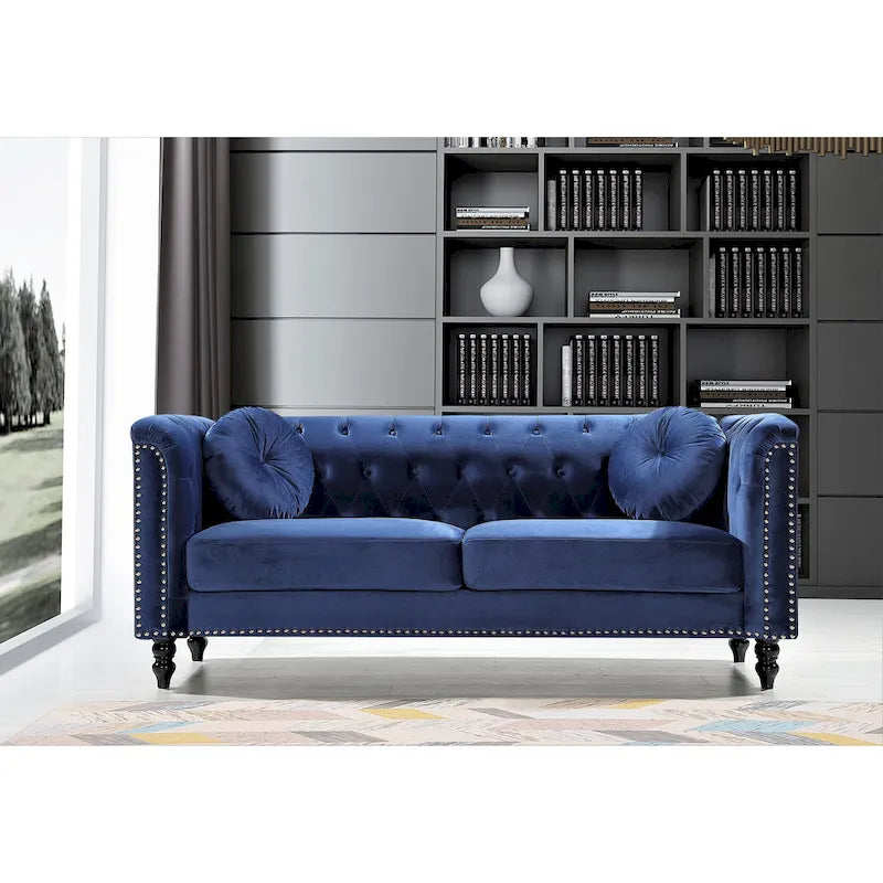 Canapé Chesterfield classique capitonné en velours clouté avec coussin décoratif