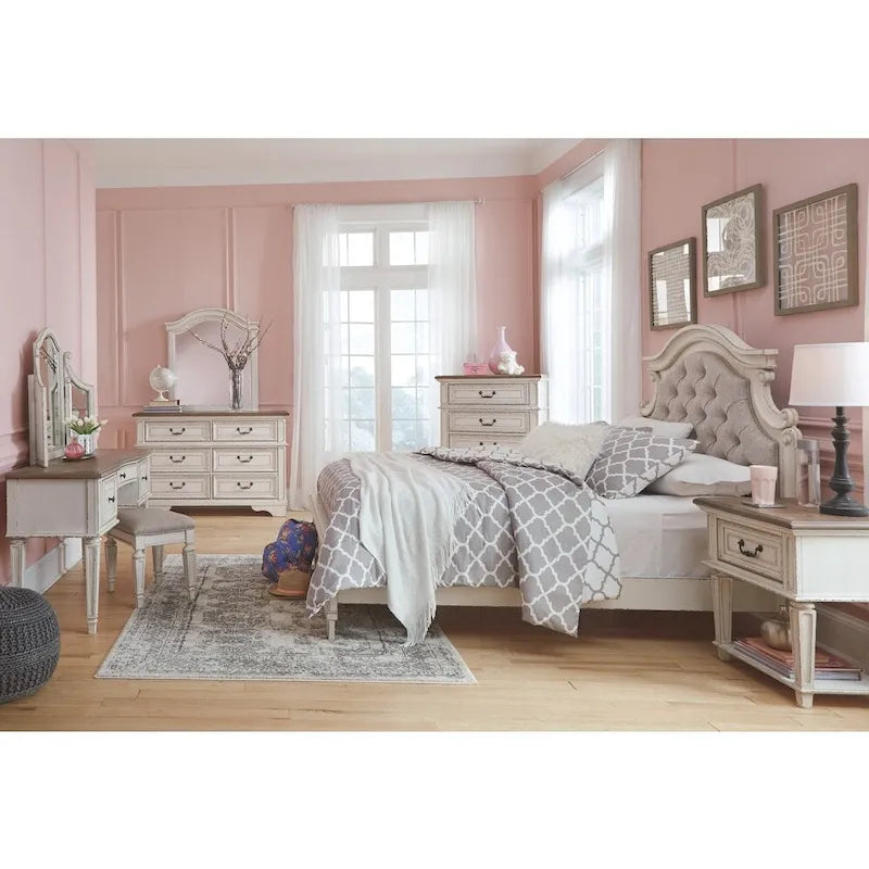 Commode Signature Design by Ashley Nettle Bank blanc ébréché