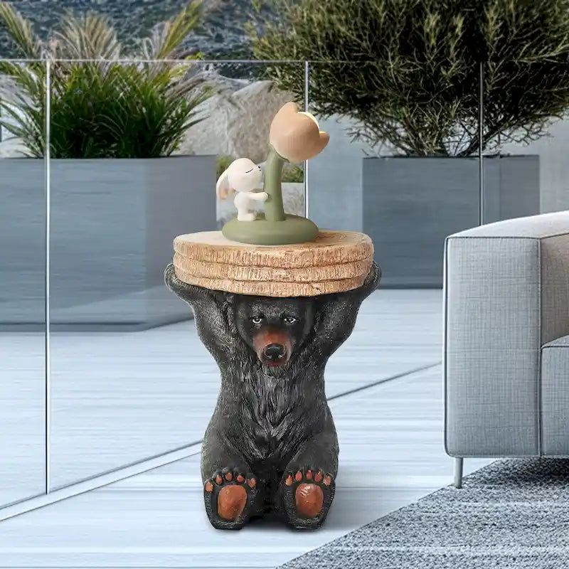 Table d'appoint avec socle en forme d'ours noir, dessus en béton imitation bois